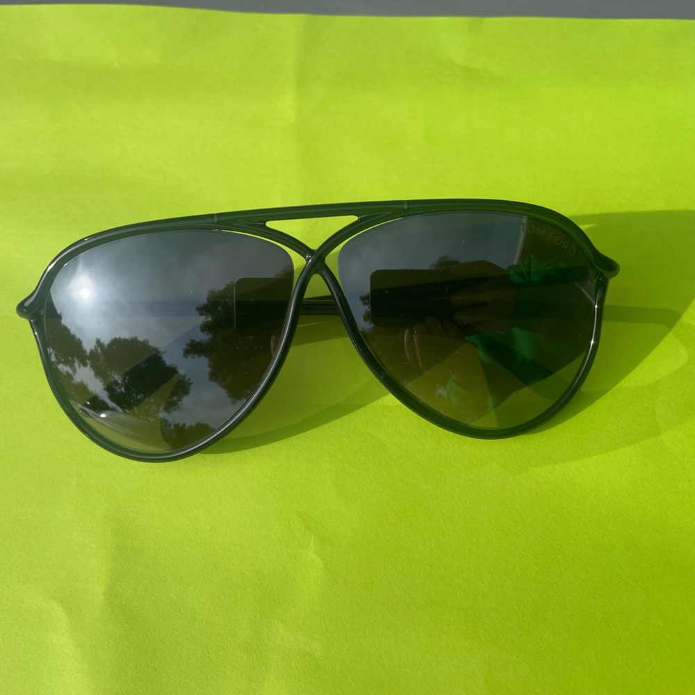 Tom Ford Sunglasses - Picture 6 of 6